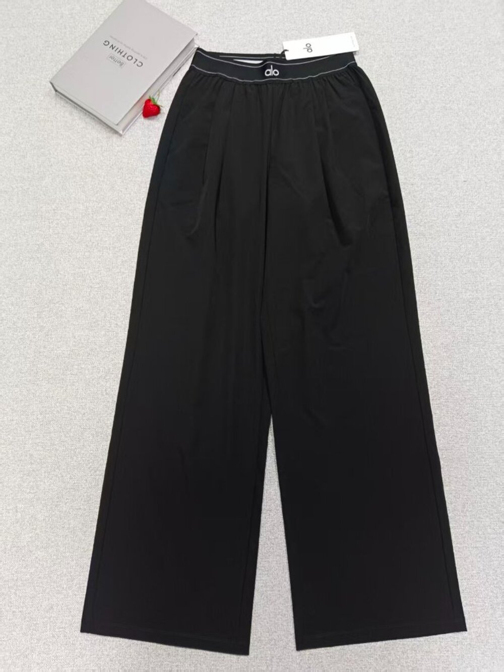 NWT🛫ALO Yoga Suit Up Trouser Black Wide Leg Regular🌺Perfect Comfort & Style - Picture 2 of 8